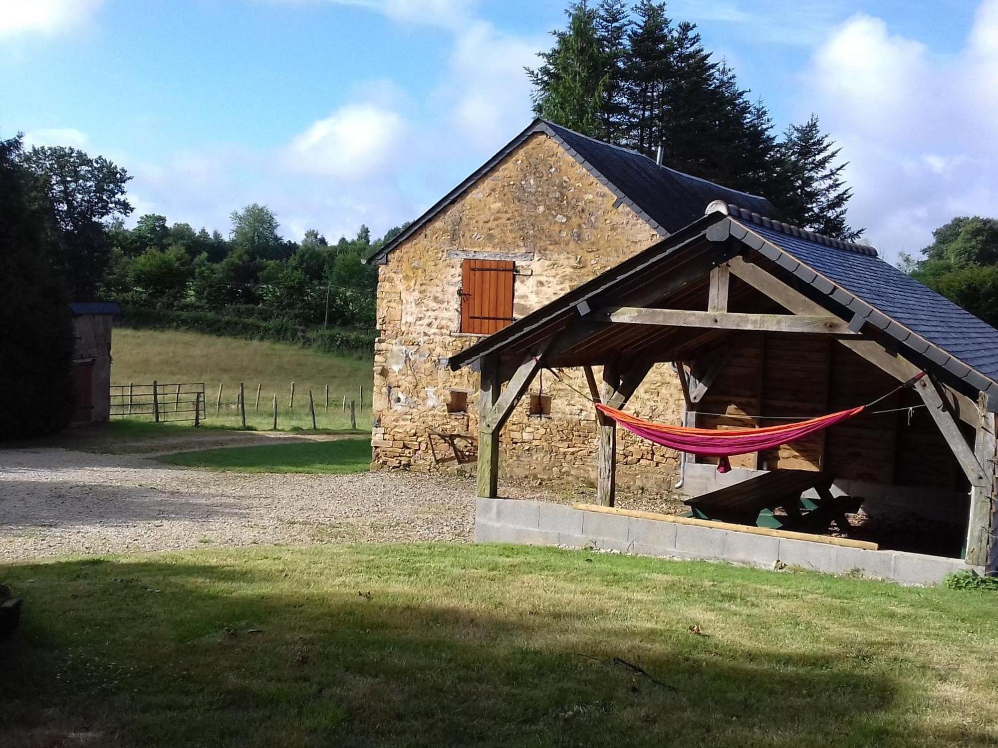 Saint-Léonard-des-Bois Gite De Charme Renove Avec Cheminee, Terrasse Et Proche Randonnees - Capacite 13 Pers. - Fr-1-410-179 מראה חיצוני תמונה